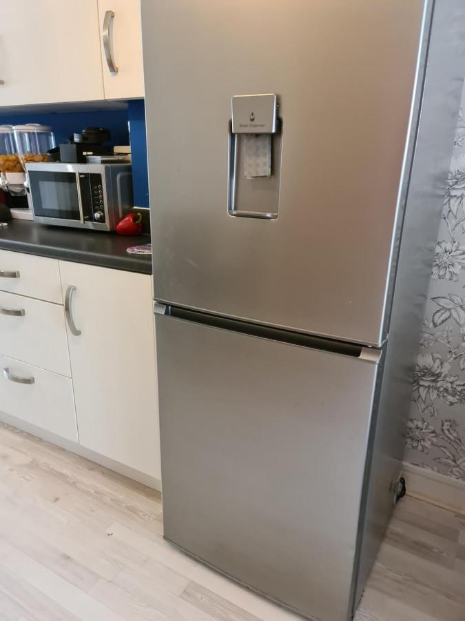 King En-Suite Close To The A30 Camborne Exterior foto
