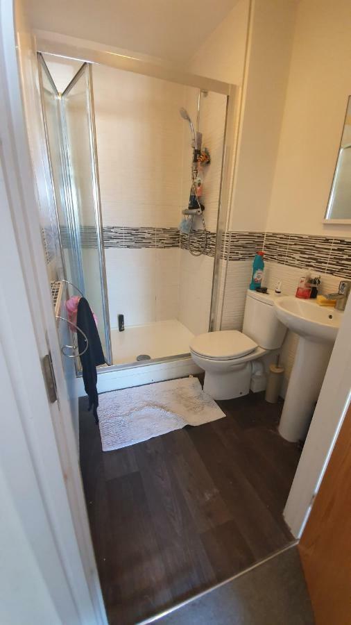King En-Suite Close To The A30 Camborne Exterior foto